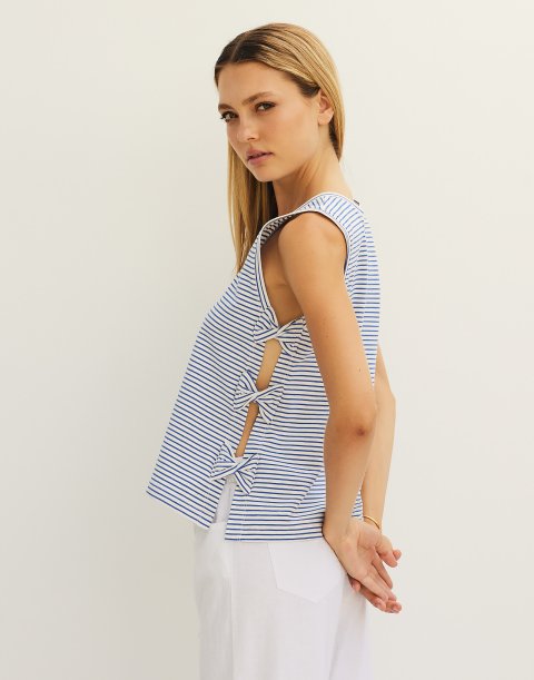 Striped top with bow