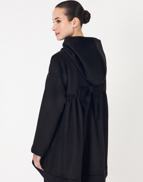 Coat with bow