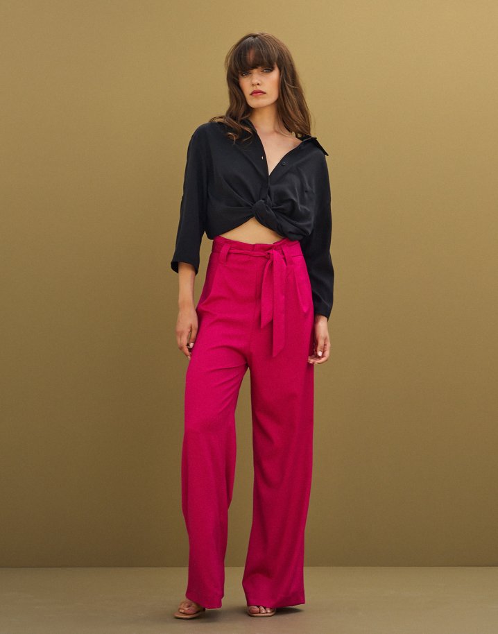 Trousers with belt