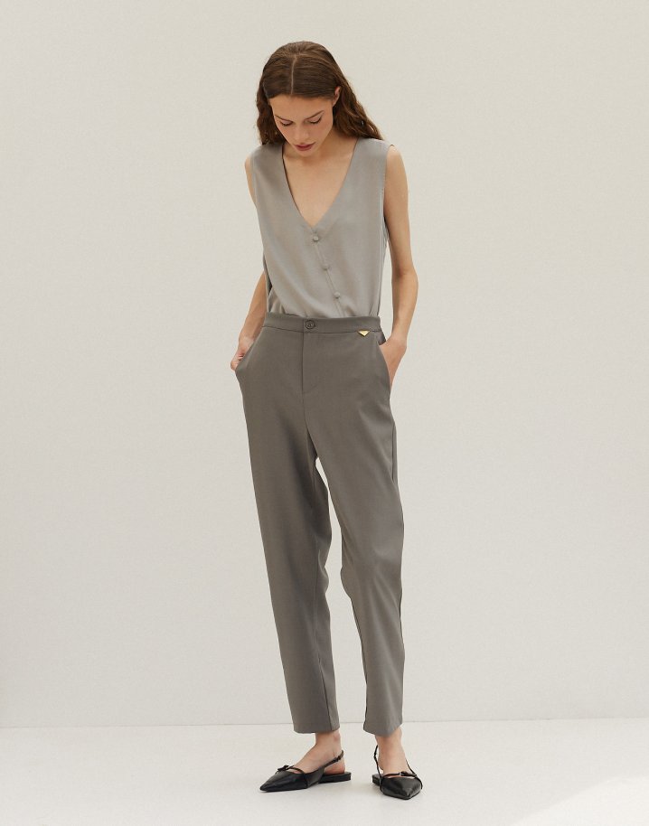 Trousers with elastic waist