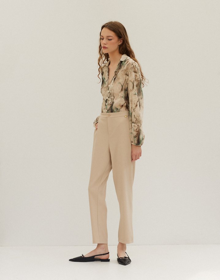 Trousers with elastic waist