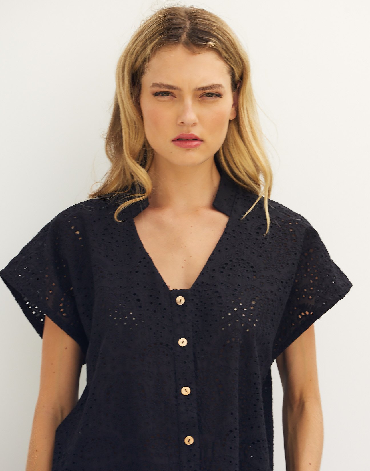 Embroidery shirt
