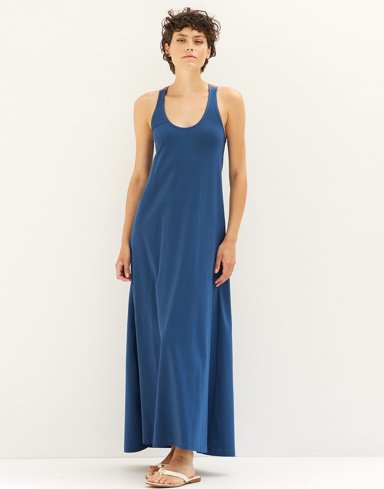 Maxi dress with tape