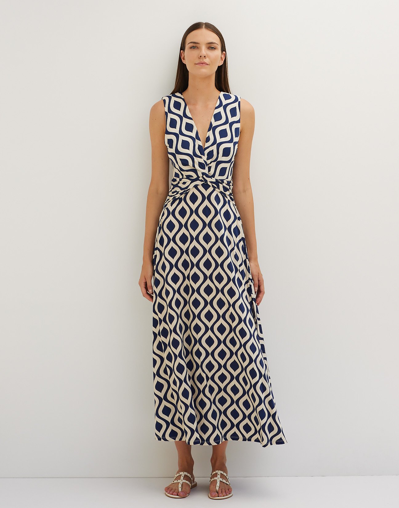 Printed dress with knot