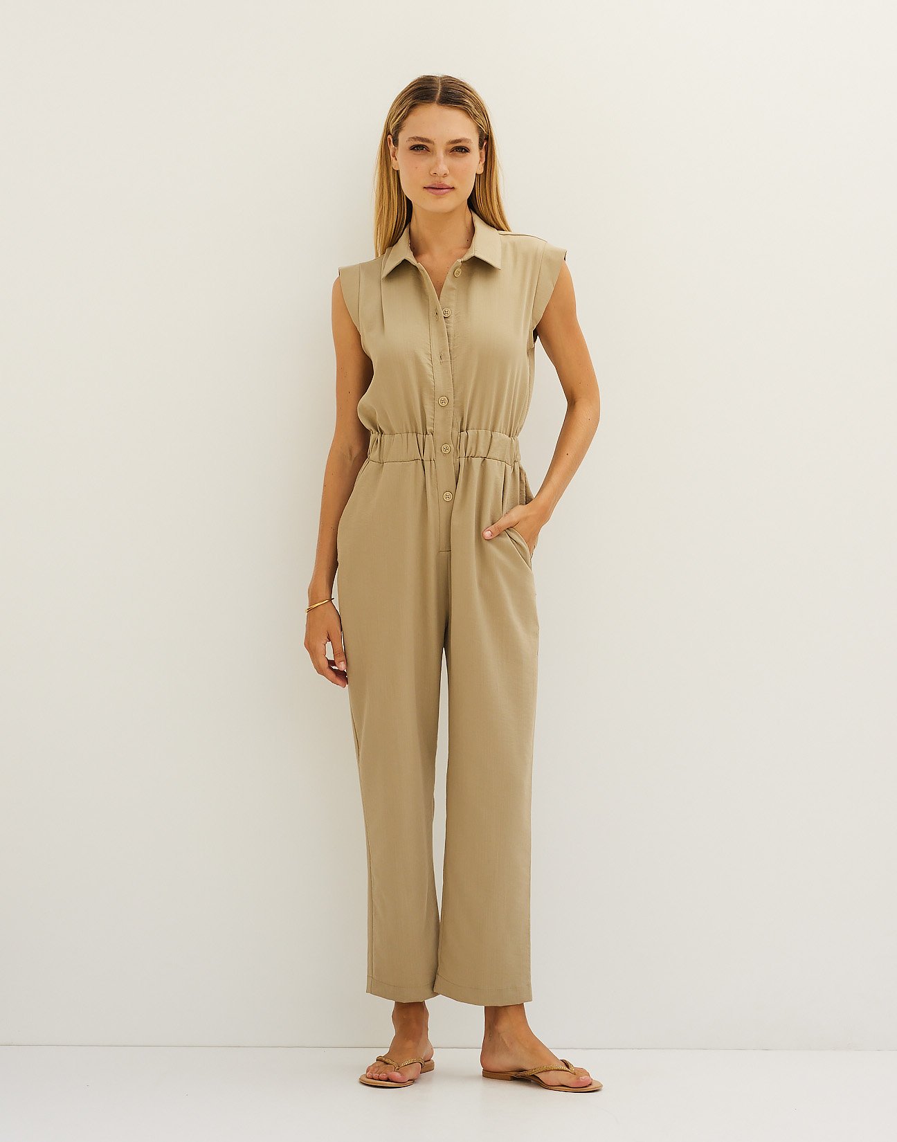 Jumpsuit with buttons