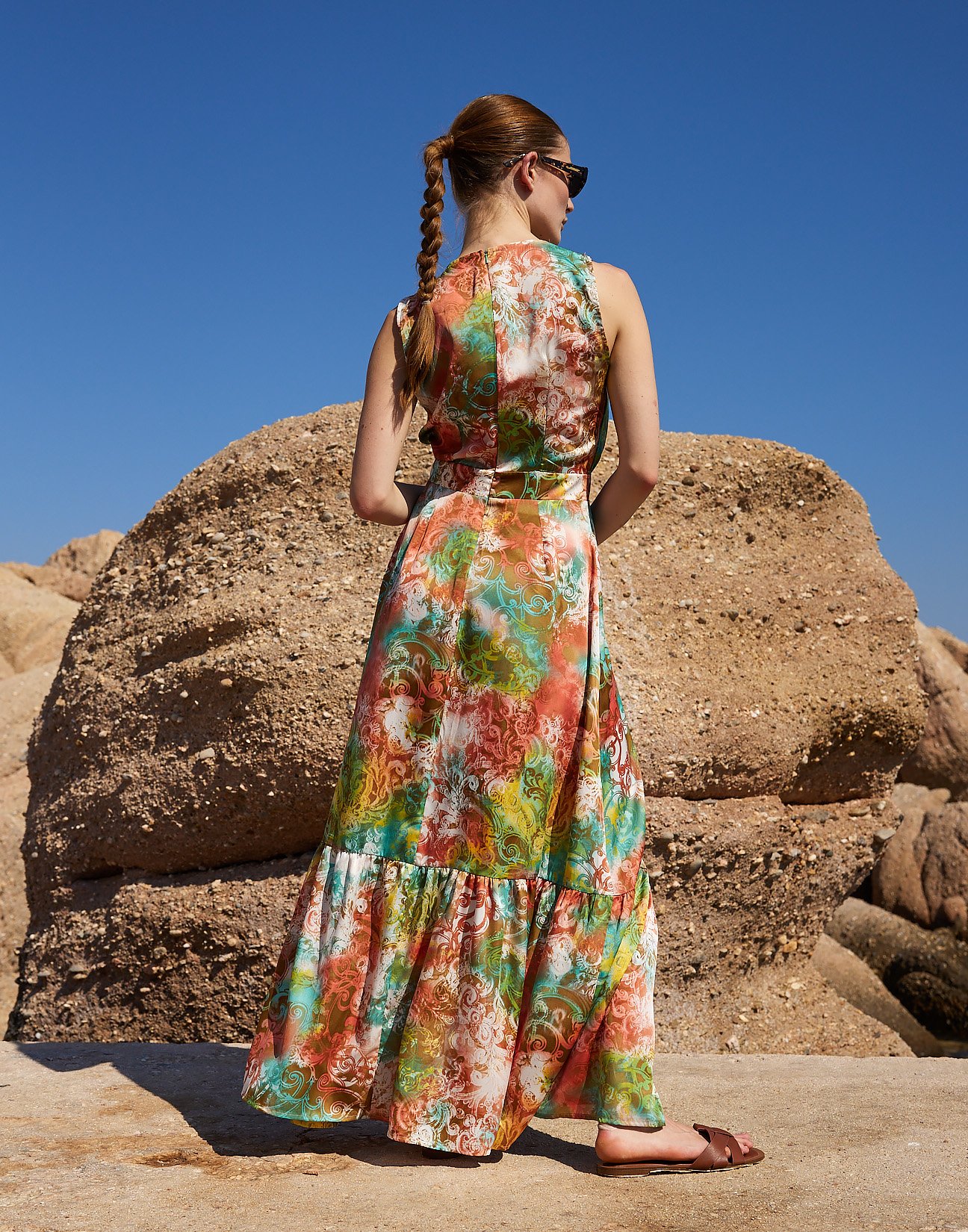 Sleeveless maxi dress