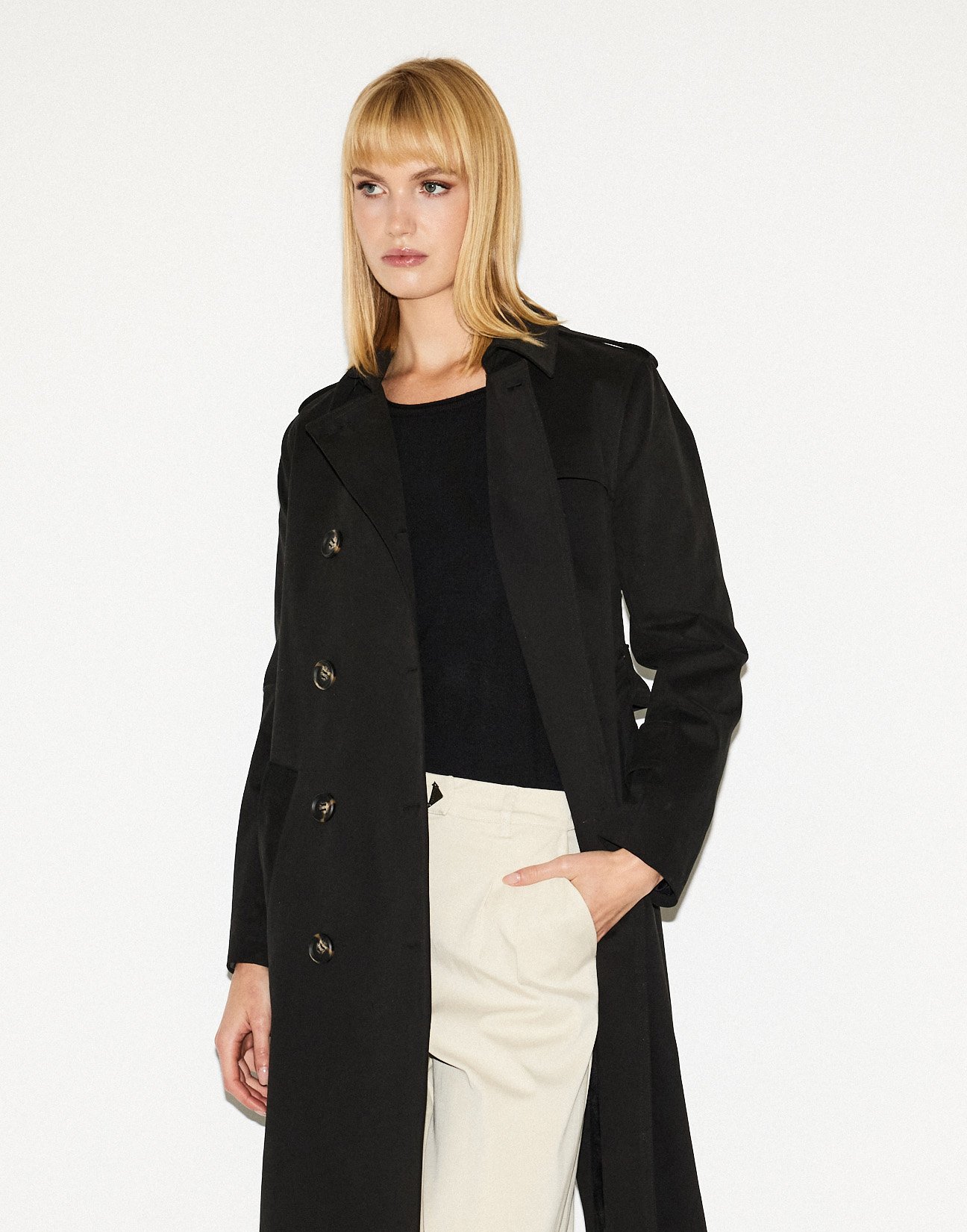 Trench coat with belt