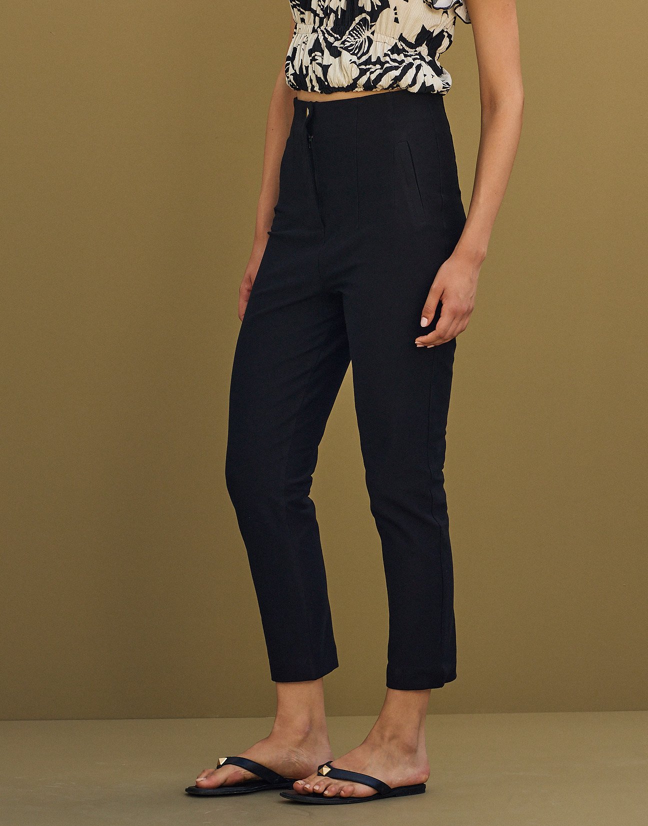 High waist jeans with seam