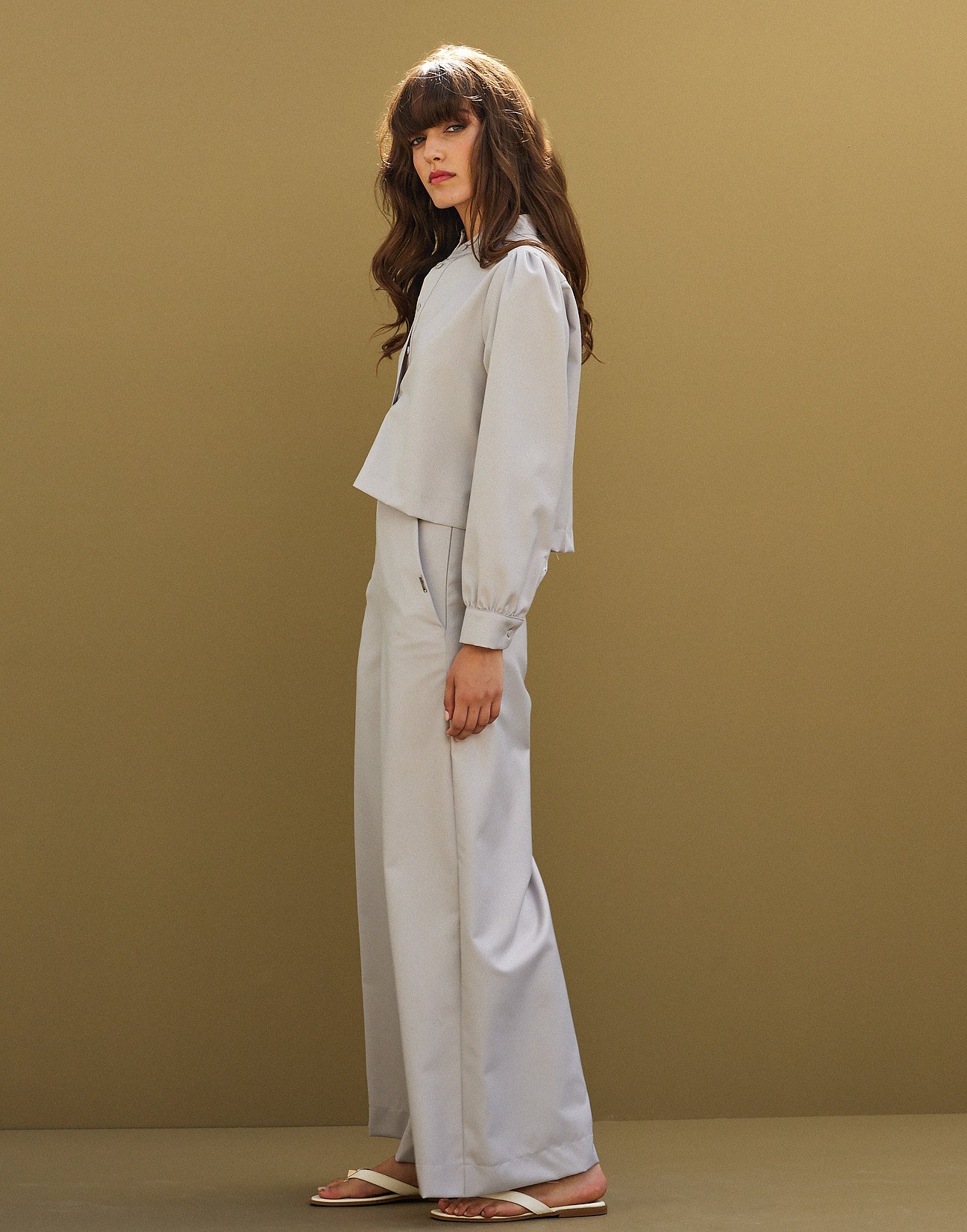 Wide leg trousers