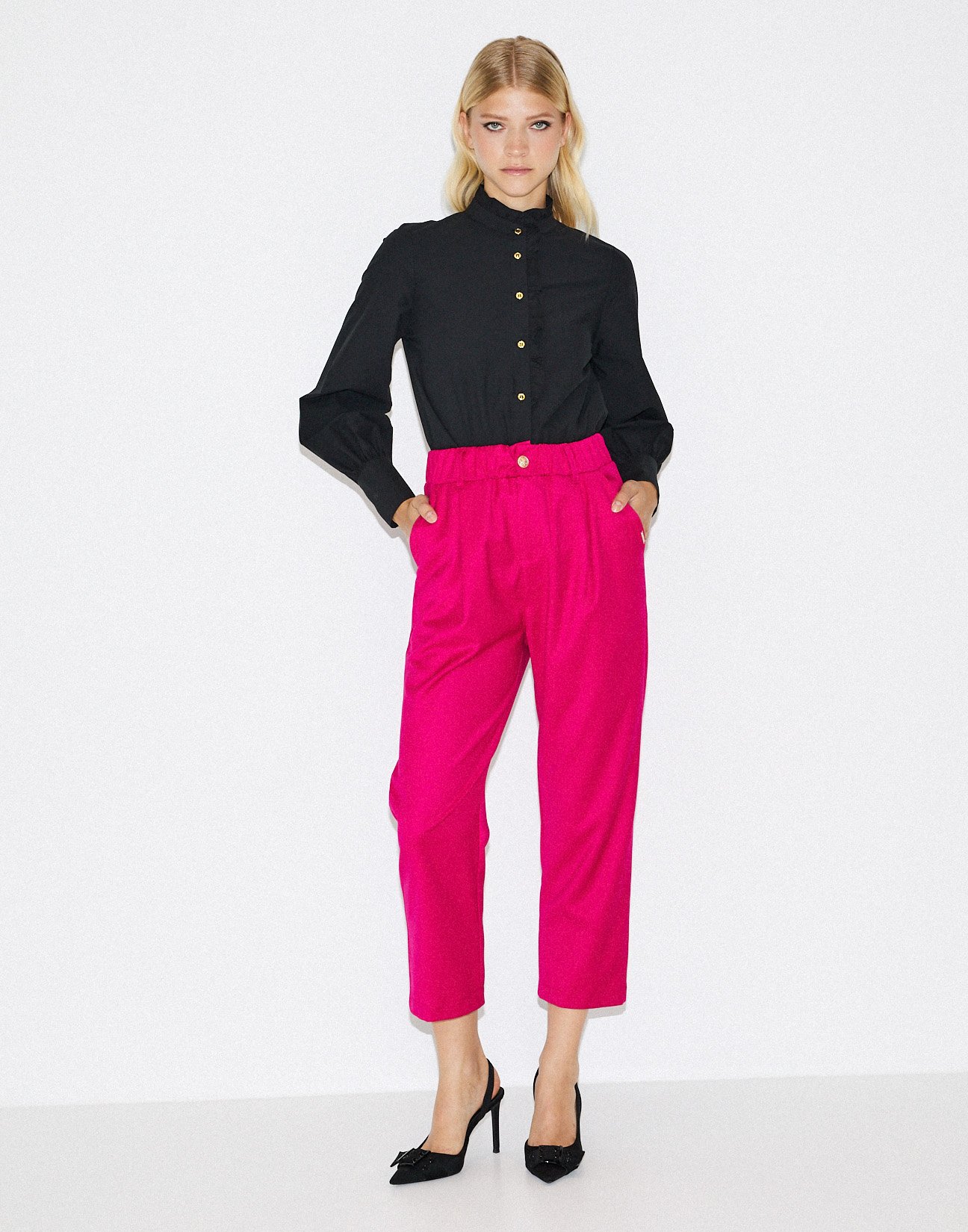 Pleated trousers