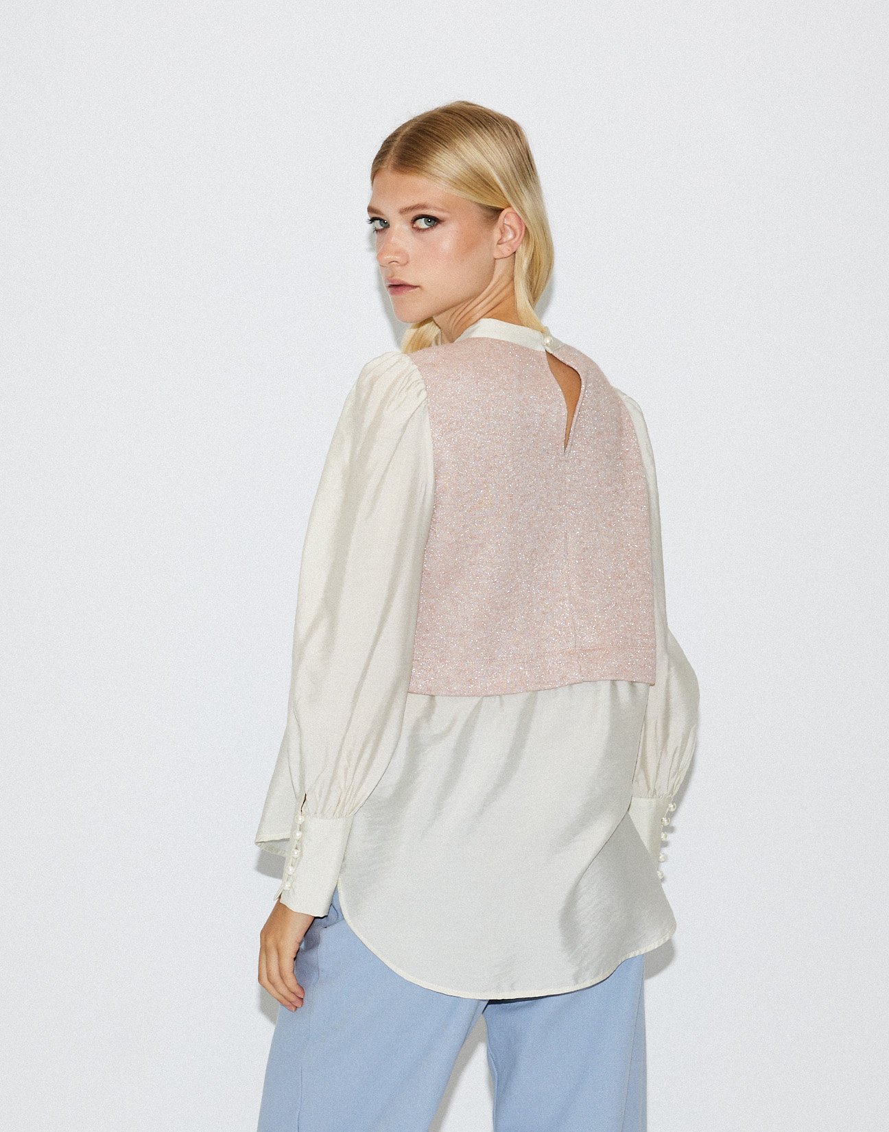 Contrast knit blouse