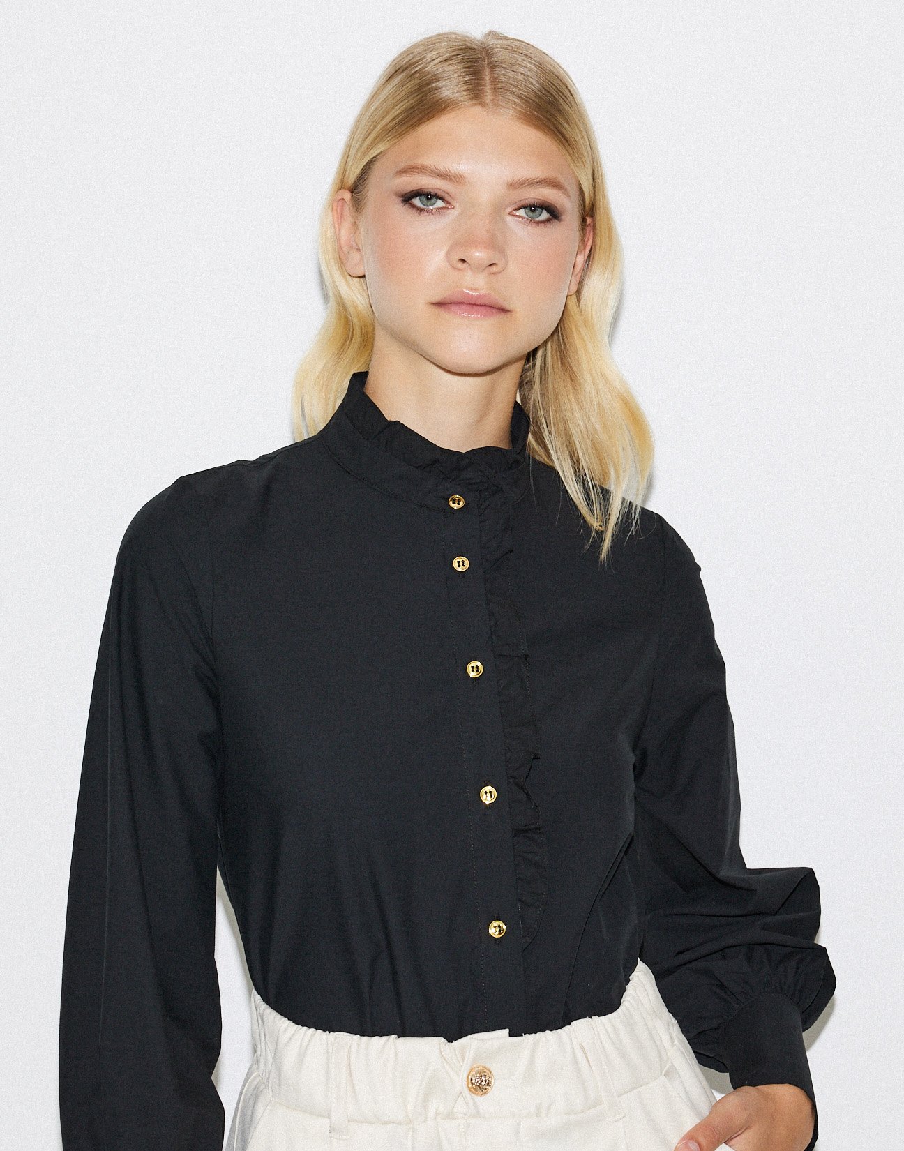 Ruffled poplin shirt