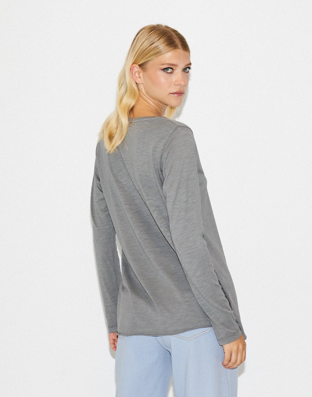 Basic longsleeve top