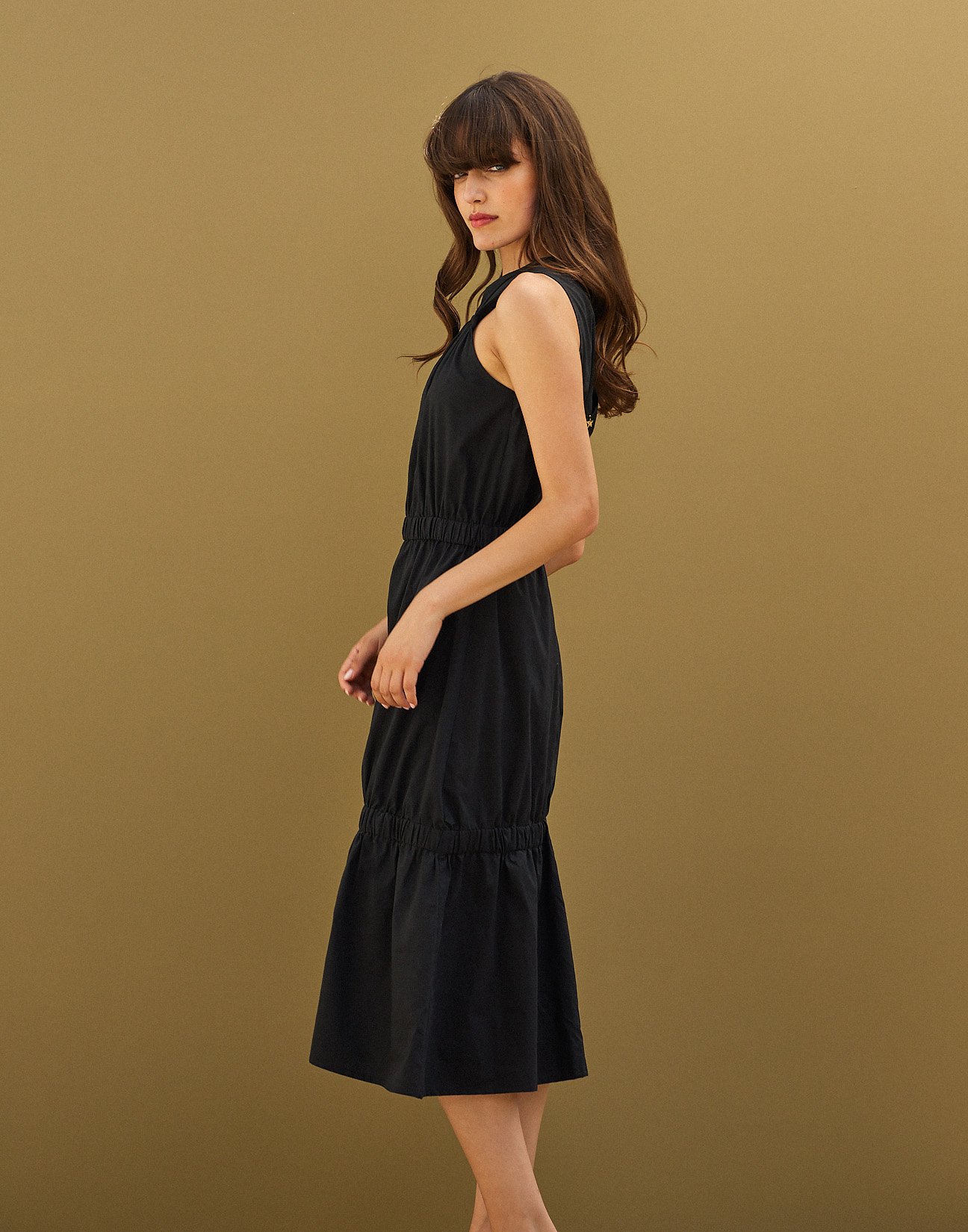 Sleeveless poplin dress