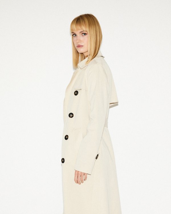 Trench coat with belt