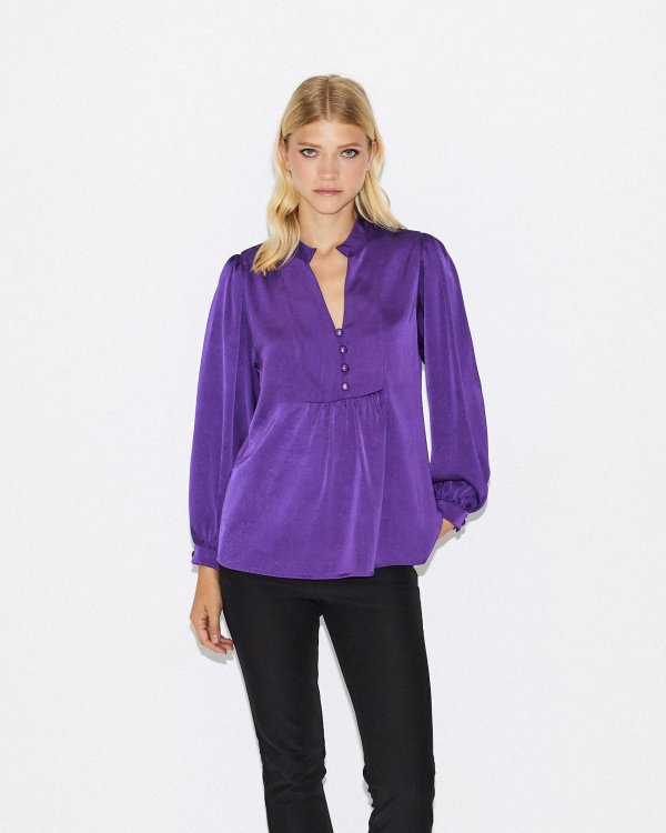 Satin blouse with button